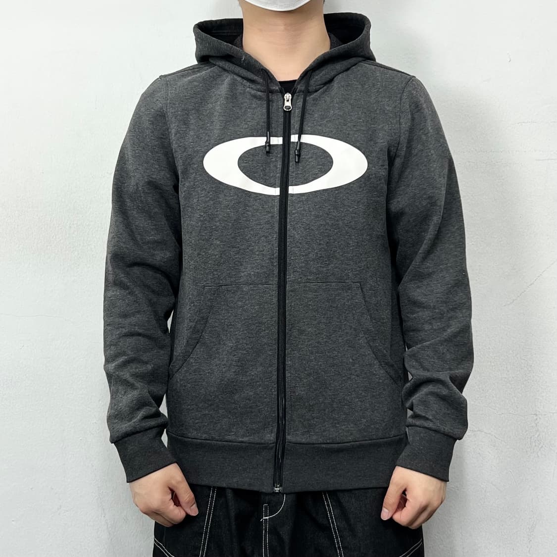 오클리 빅 아이콘 로고 스웻 후드집업 상품이미지2