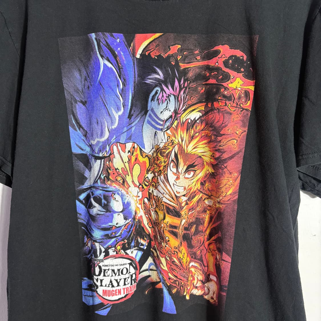 애니플렉스 귀멸의칼날 무한열차 프린팅 반팔티 상품이미지2