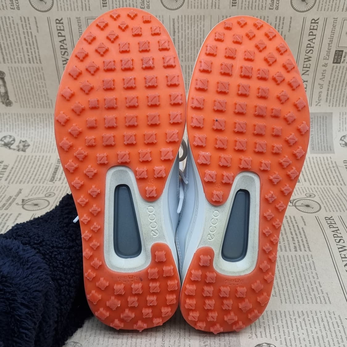 에코 ecco 코어 스파이크리스 골프화 275 상품이미지3