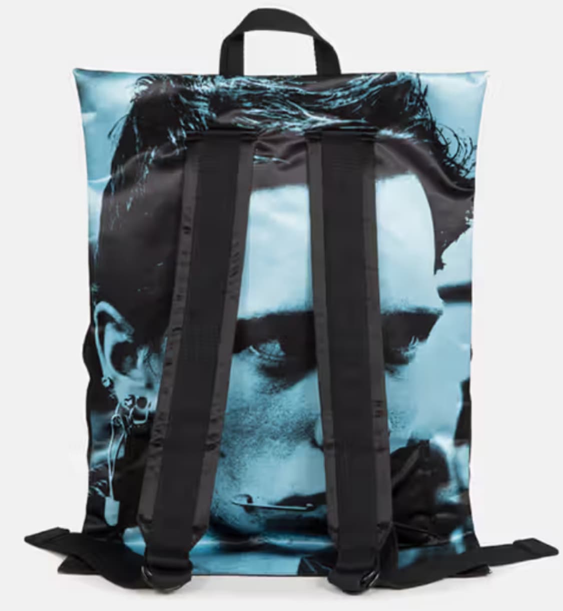 라프시몬스 이스트팩 포스터 백팩 구해요 상품이미지1