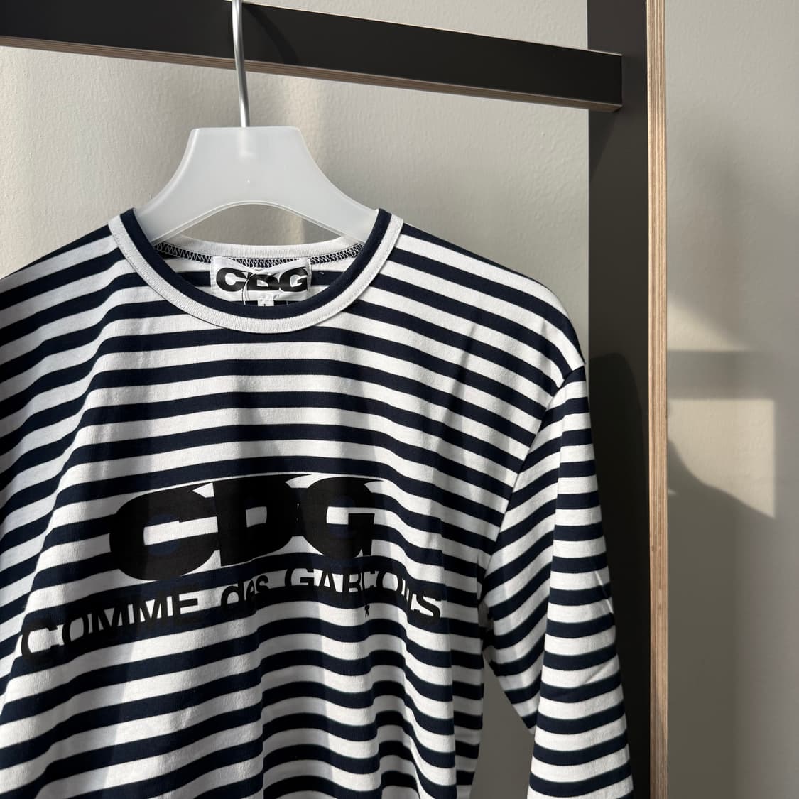꼼데가르송 CDG 로고 스트라이프 롱슬리브 2컬러 상품이미지3