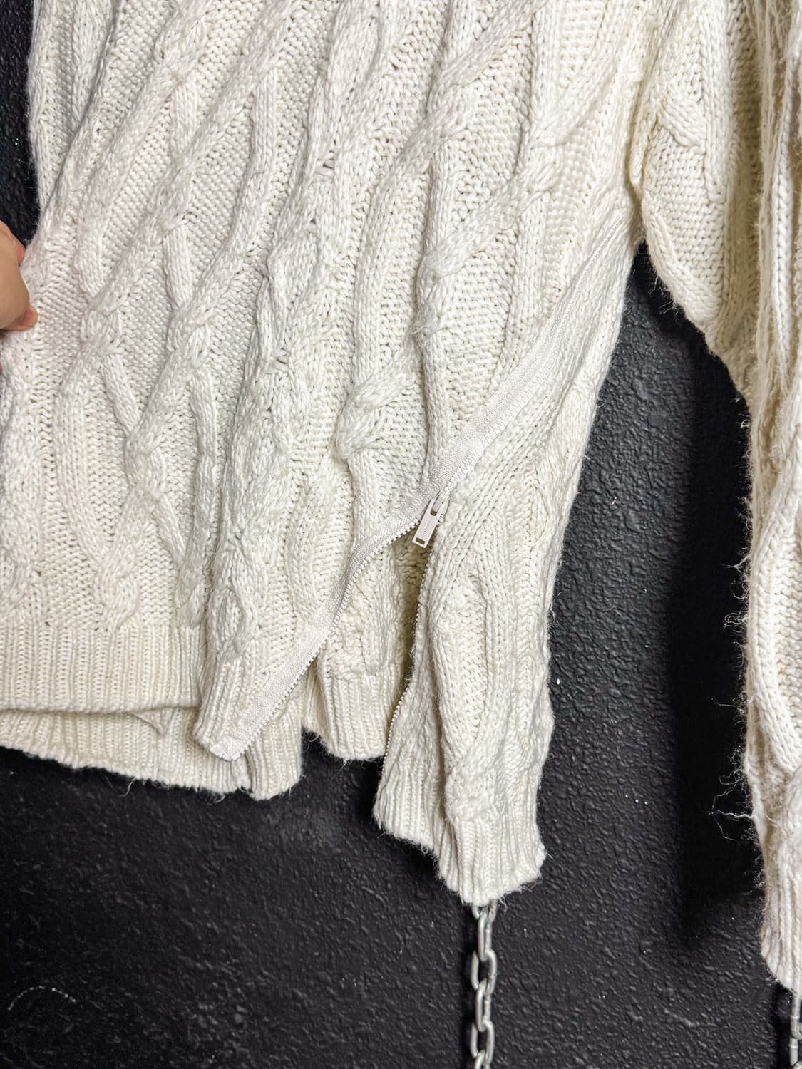 GU × UNDERCOVER – Cable Knit Zip Sweater 상품이미지4