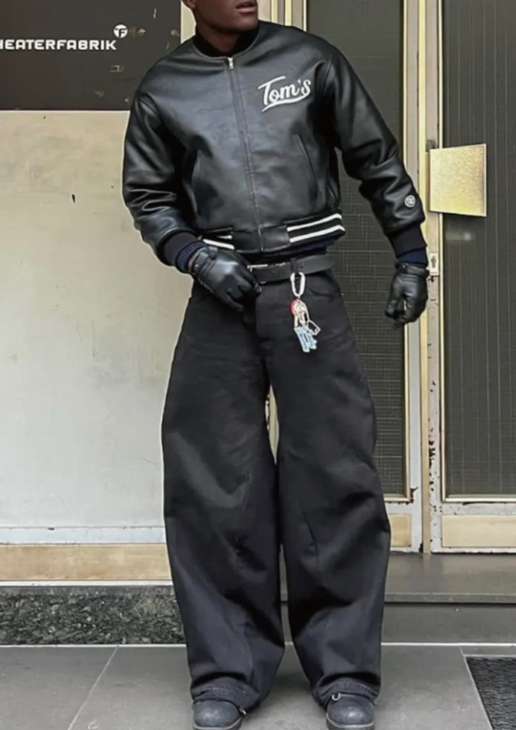 톰스벌스데이 TBD 바시티 봄버 자켓 올블랙 1사이즈 상품이미지5