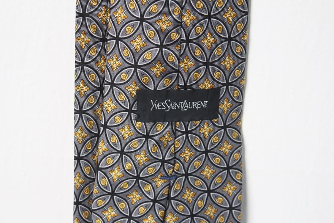 입생로랑 넥타이 상품이미지5