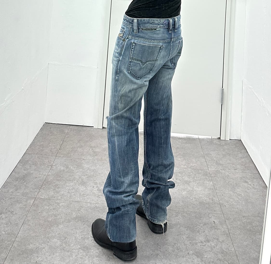 Diesel Distressed Washed Denim 상품이미지3