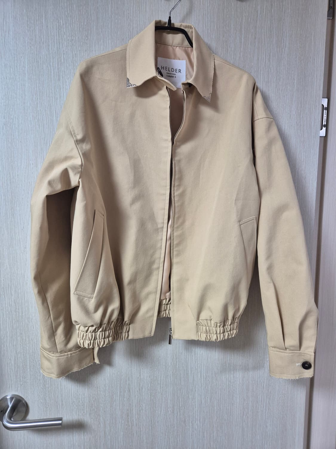 헬더 베이지색 봄버 자켓 HELDER  점퍼 상품이미지1