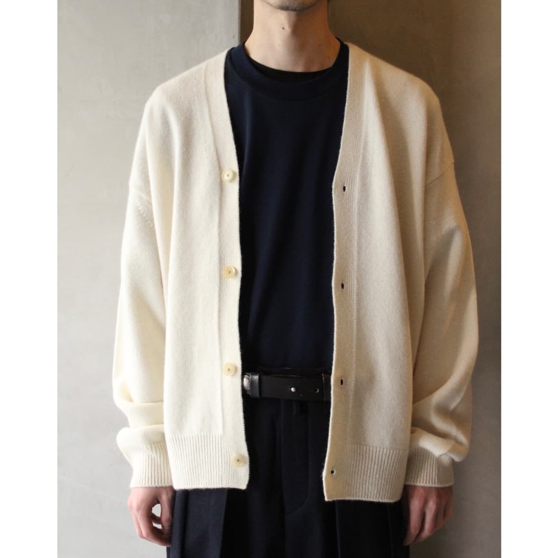 오라리 베이비 캐시미어 니트 가디건 내츄럴 화이트 4사이즈 판매합니다 상품이미지2
