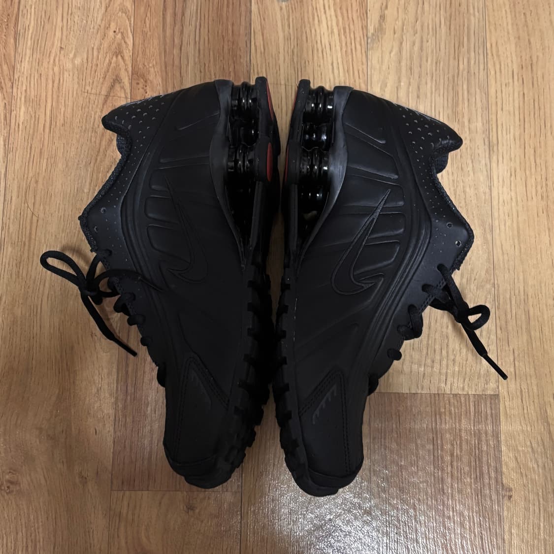 나이키 샥스 R4 블랙 255w 상품이미지2