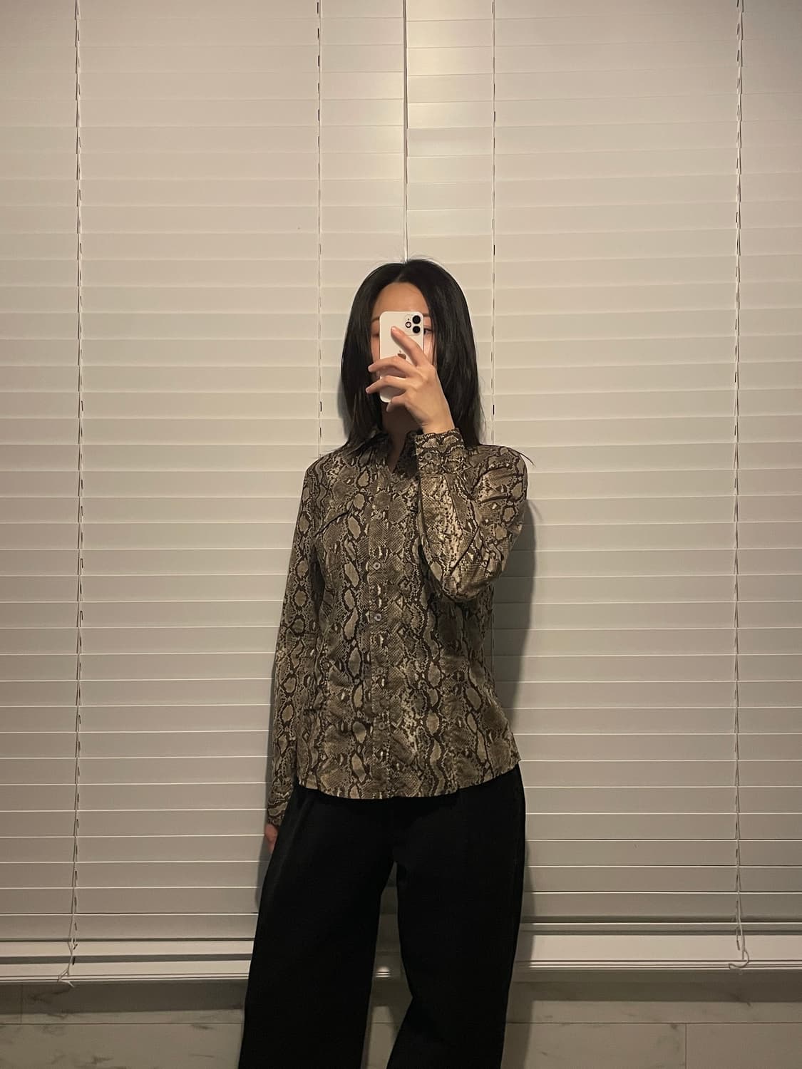 마이클코어스 파이톤 셔츠 상품이미지2