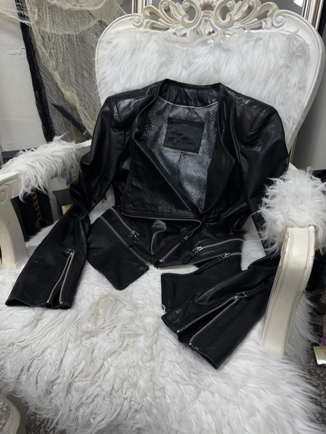 Unknown asymmetry zipper lamb skin jacke 상품이미지1