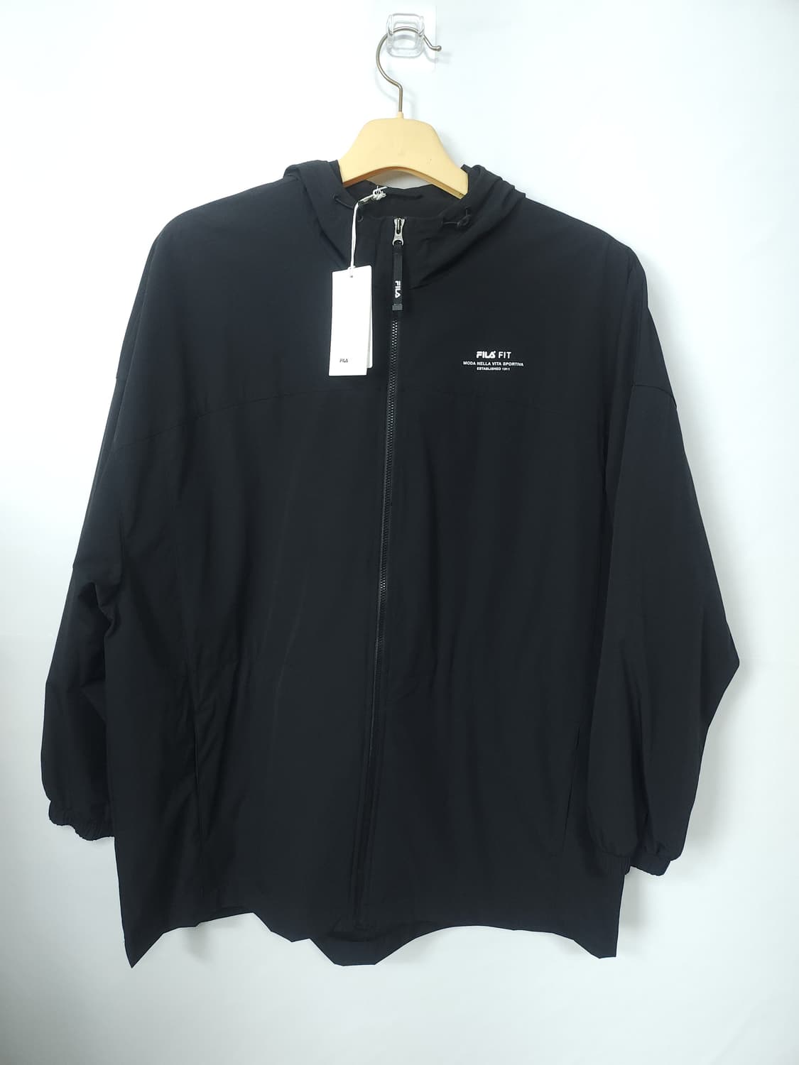 휠라 피트 블랙후드 사파리 바람막이 집업  100 L 새제품 상품이미지1