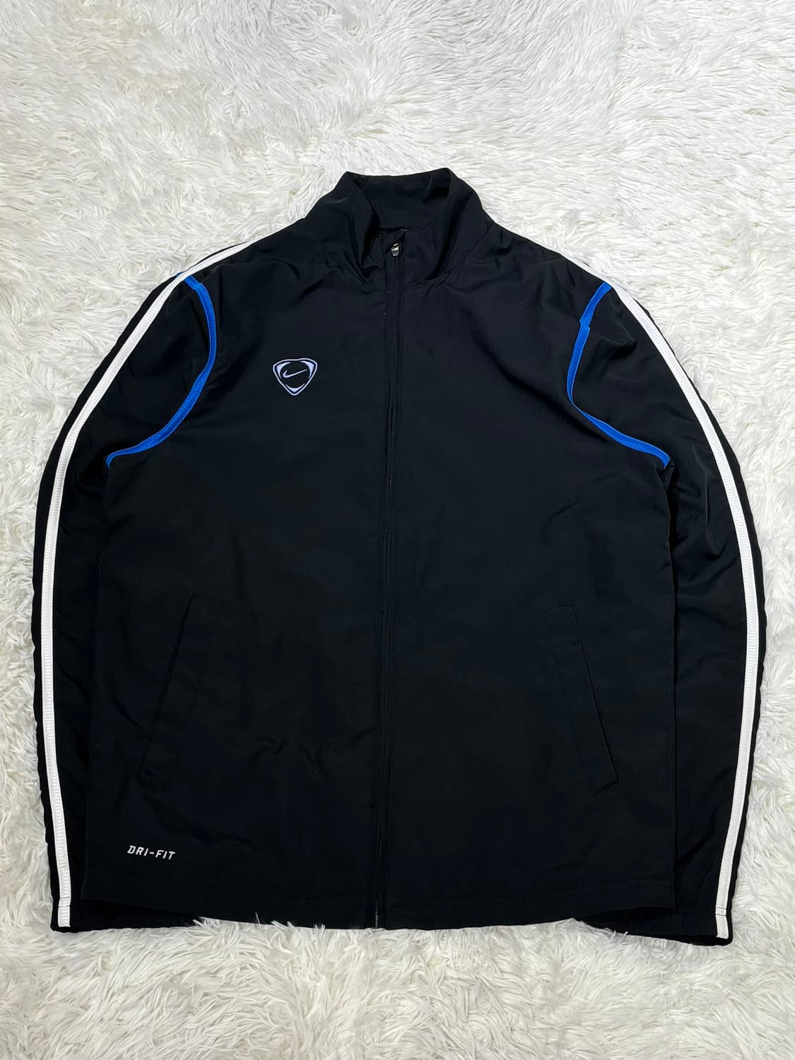 나이키 스우시 블랙 바람막이 상품이미지3