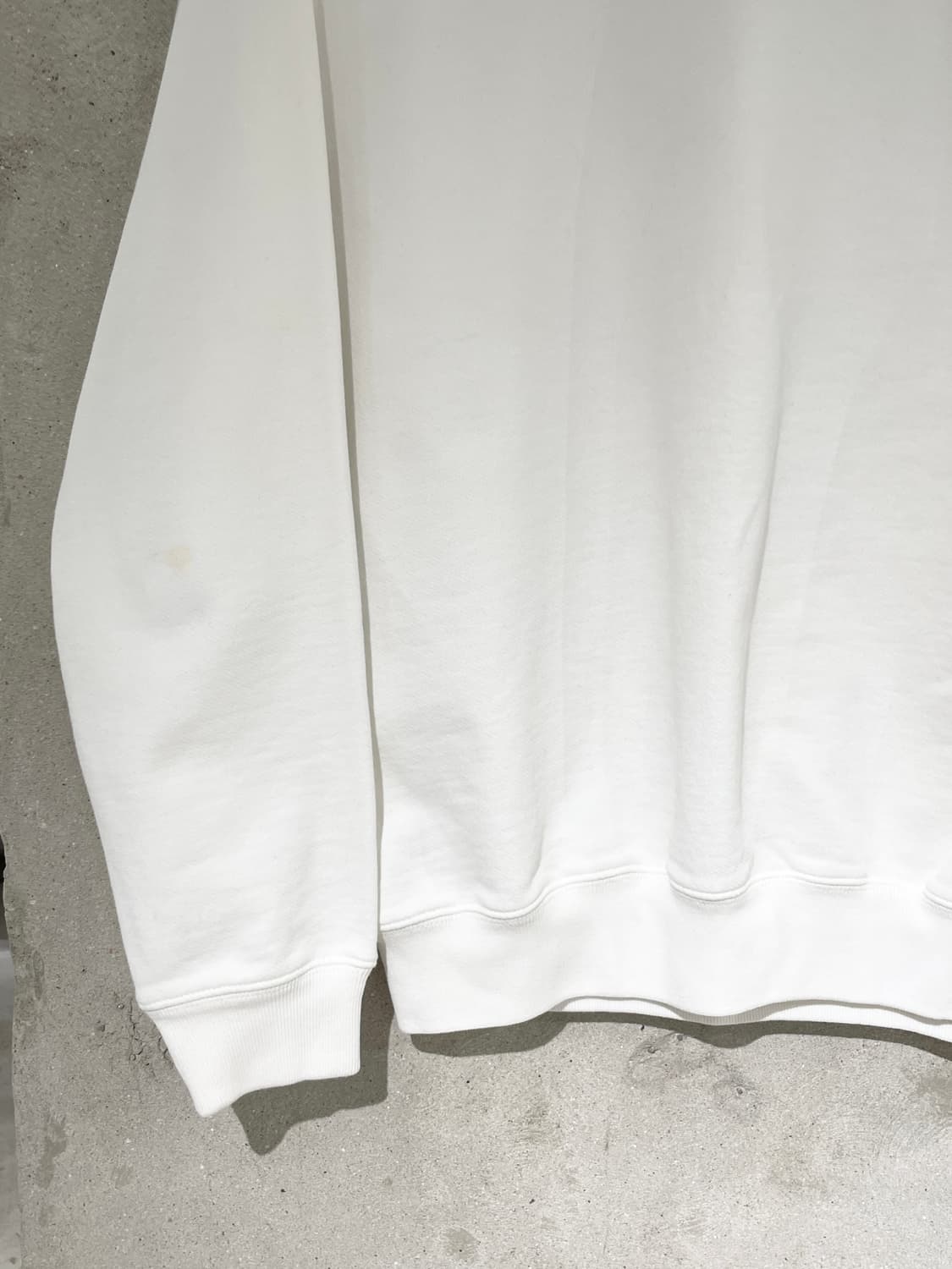 오프화이트 화이트 애로우 리퀴드 멜트 레그 스웻 셔츠 상품이미지5