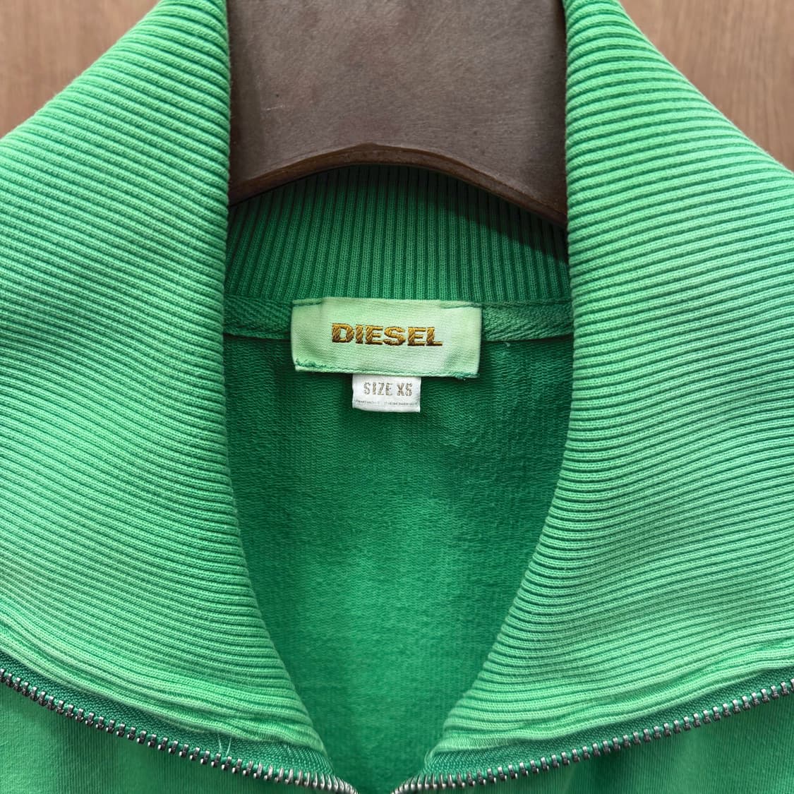 디젤 집업 자켓 와이드 립 카라 뱍 로도 프린팅 디테일 슬림핏 그린 상품이미지7