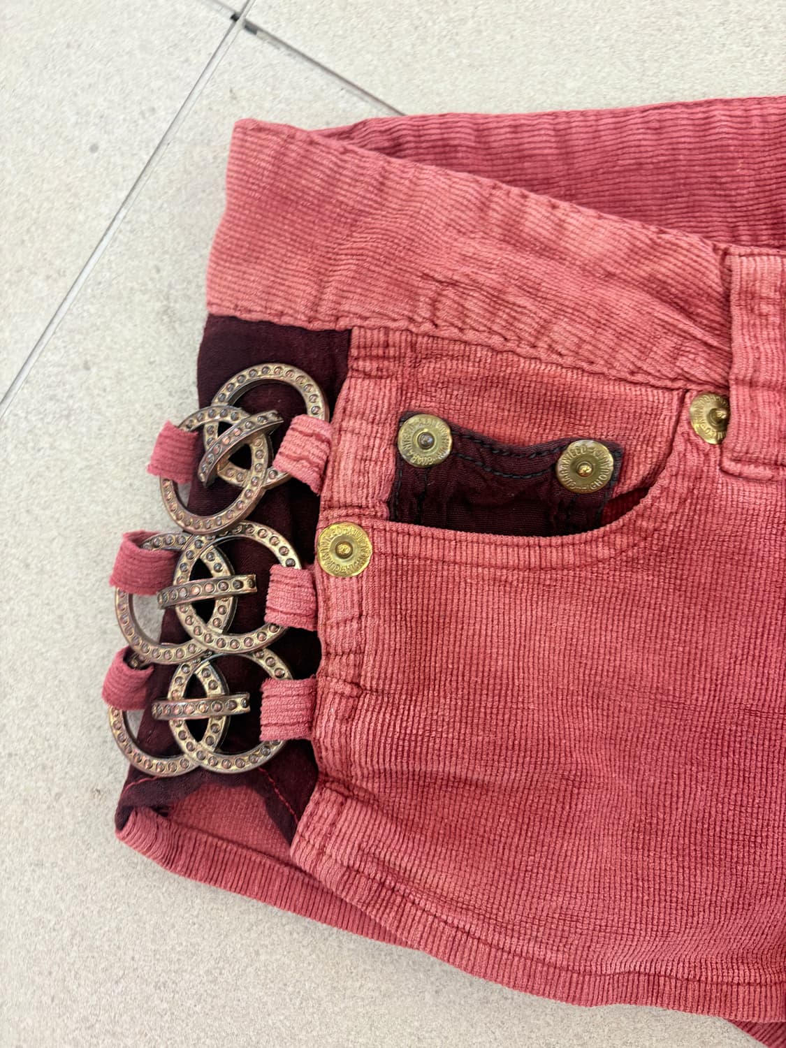 레드 사이드장식 반바지 상품이미지2