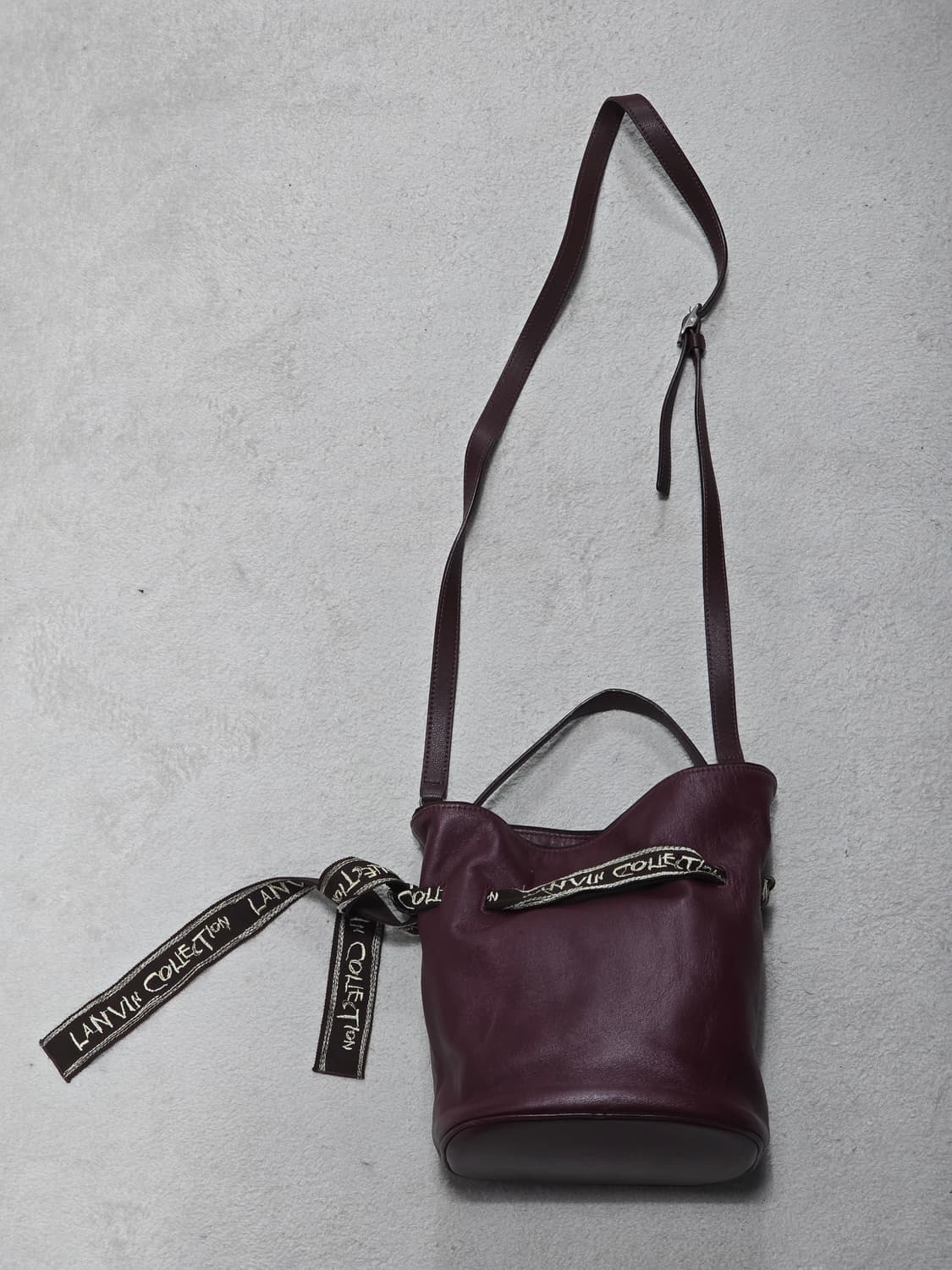 Lanvin collection 21FW 랑방 컬렉션 레더 복조리백 상품이미지2