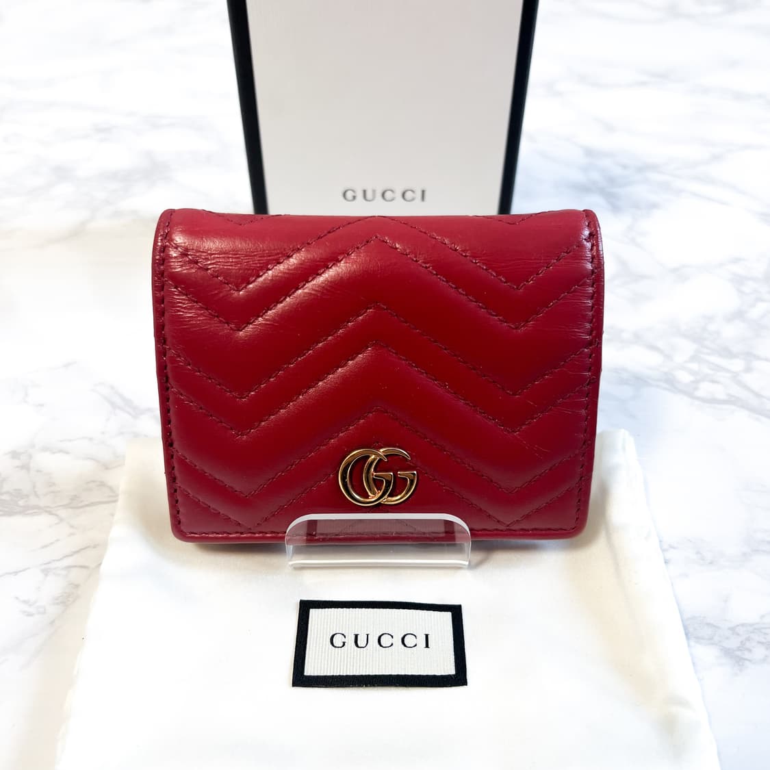 구찌 GG 마몬트 마틀라세 지갑 상품이미지1