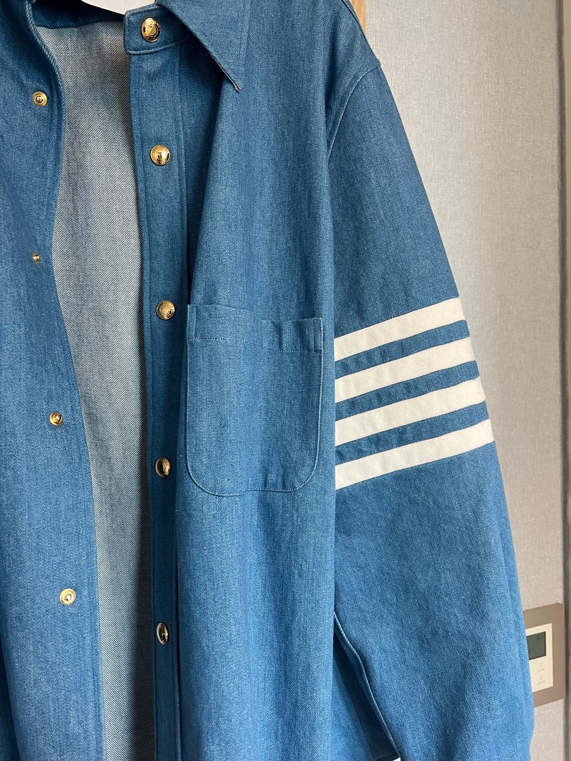 톰브라운 워시드 데님 셔츠 아우터 상품이미지2