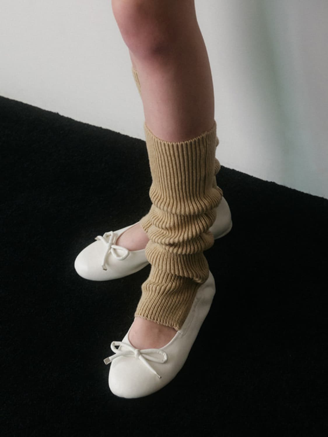 더티스 니트 리브 레그 워머 아이보리, 블랙, 베이지, 그레이 상품이미지4