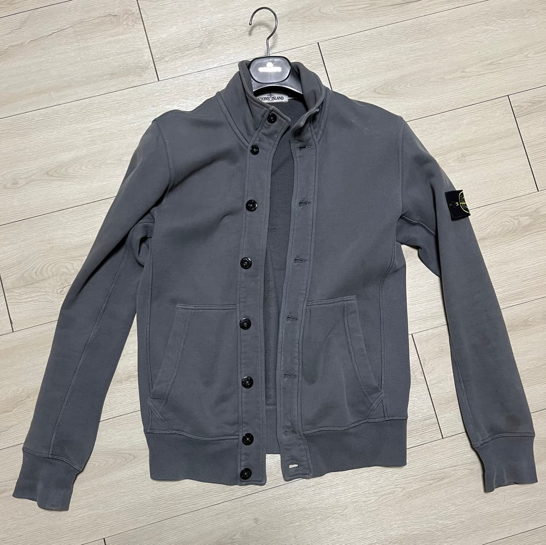 스톤아일랜드 와펜 버튼 집업 자켓 상품이미지1