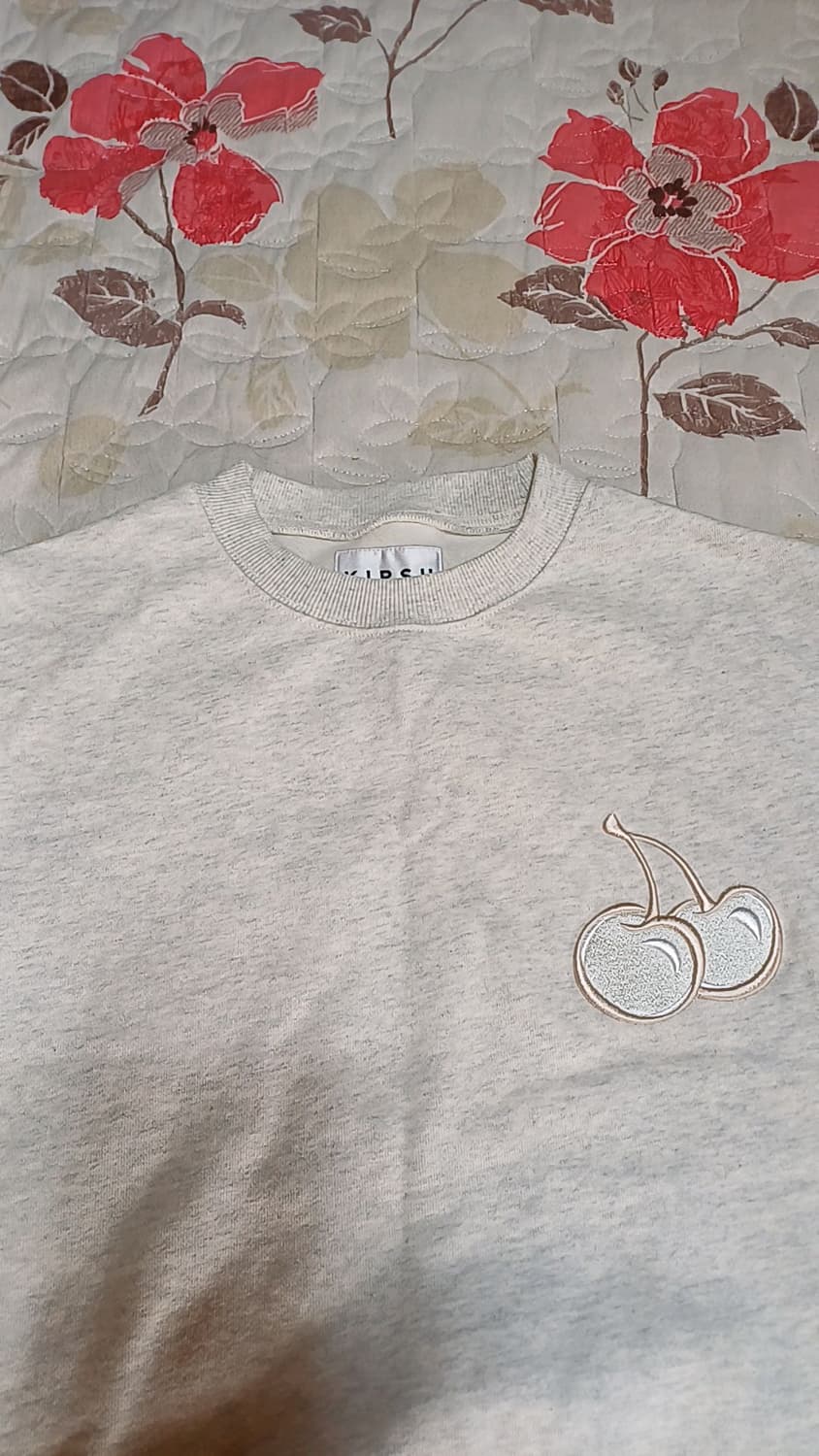 키르시 오버핏 기모맨투맨 105 여성88 가슴61 기장69 상품이미지2