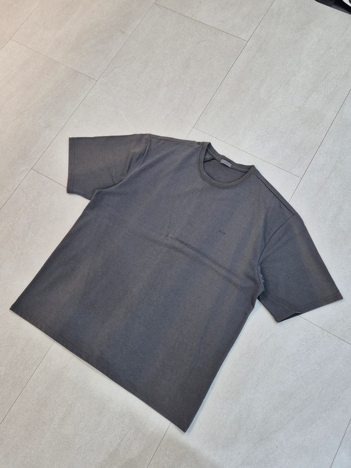 XLIM EP.6 01 T-SHIRT CHARCOAL XL 상품이미지1