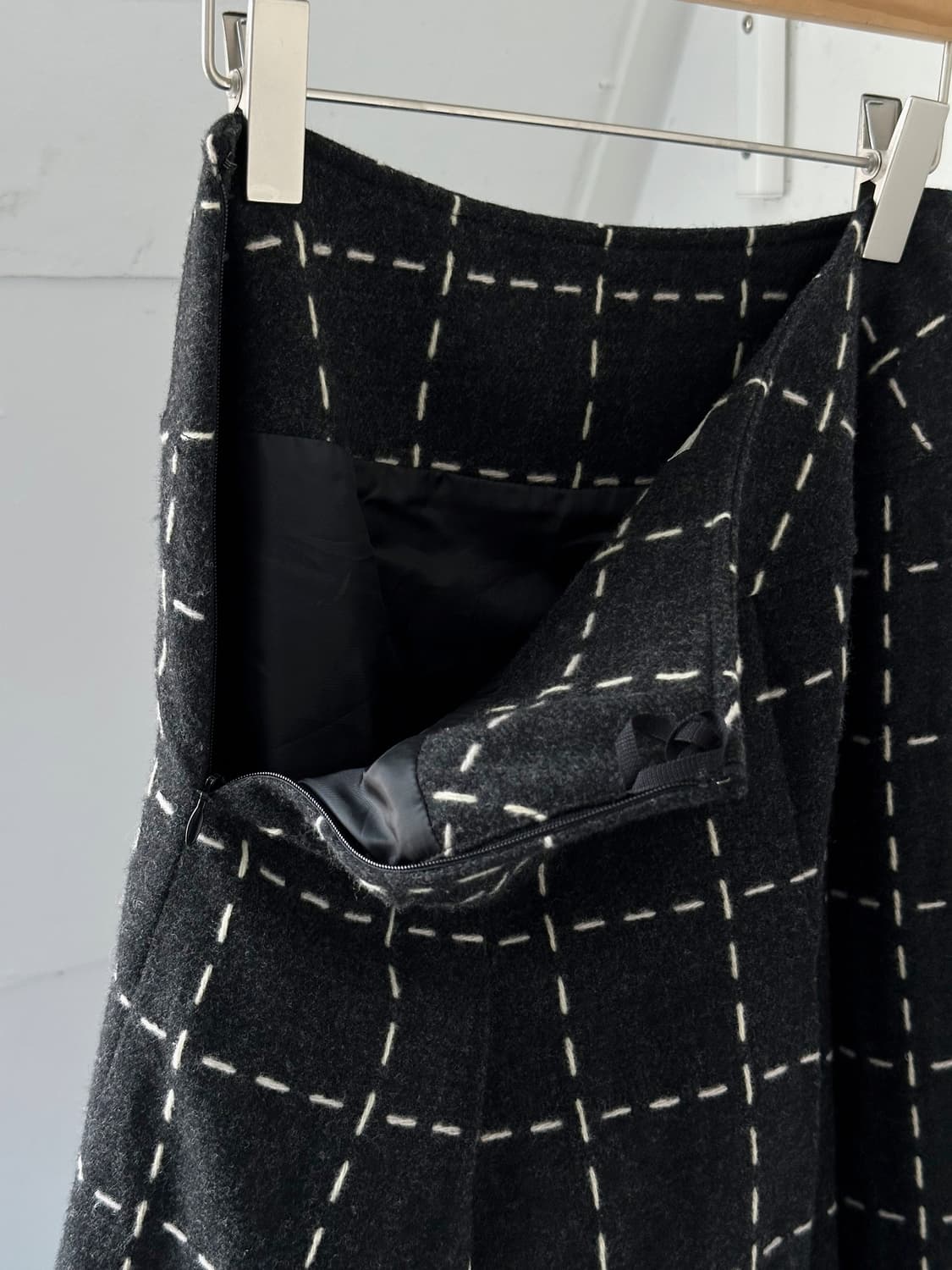 Felted wool stitch design skirt 상품이미지4