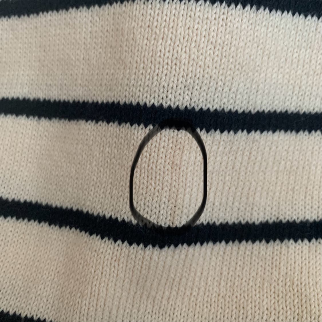 유라고 버튼 스트라이프 니트 상품이미지6