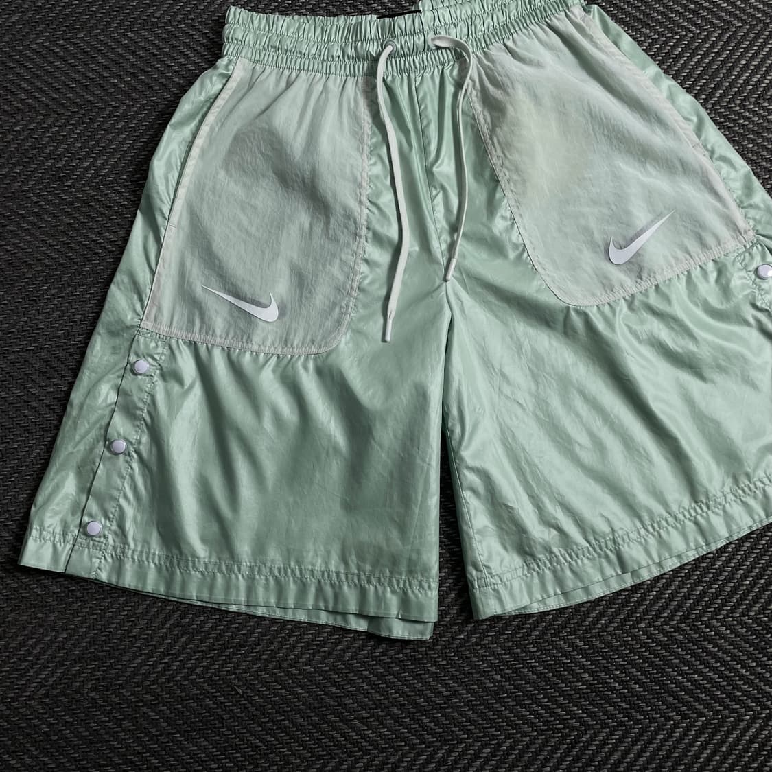 나이키 우먼스 더블 스우시 나일론 러닝 팬츠o 3865 상품이미지2