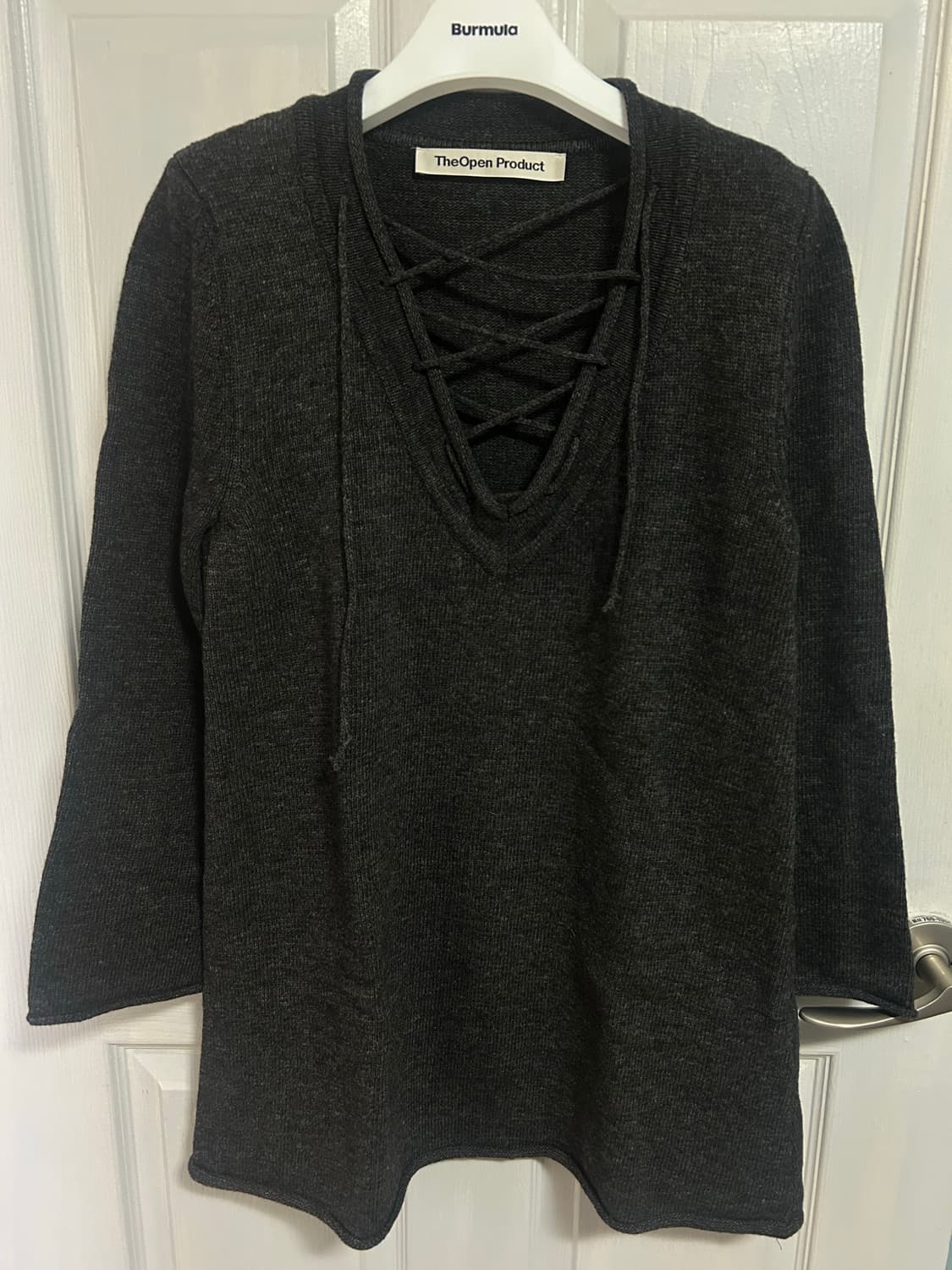 더오픈프로덕트 레이스업 브이넥 니트 원피스 상품이미지4