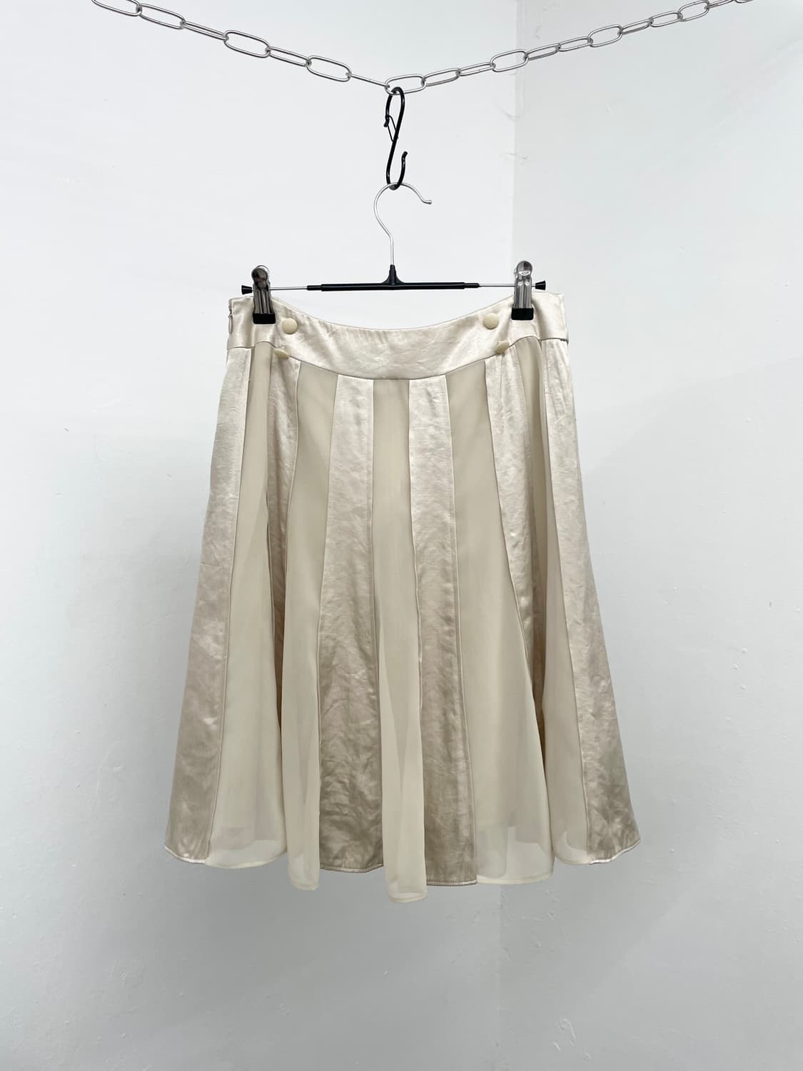 페어리 새틴 버튼 스커트 상품이미지4