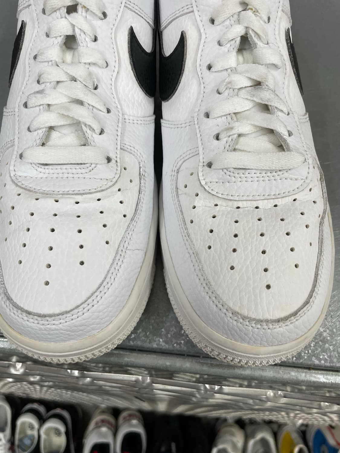 나이키 에어포스 1 화이트 블랙 260 상품이미지7