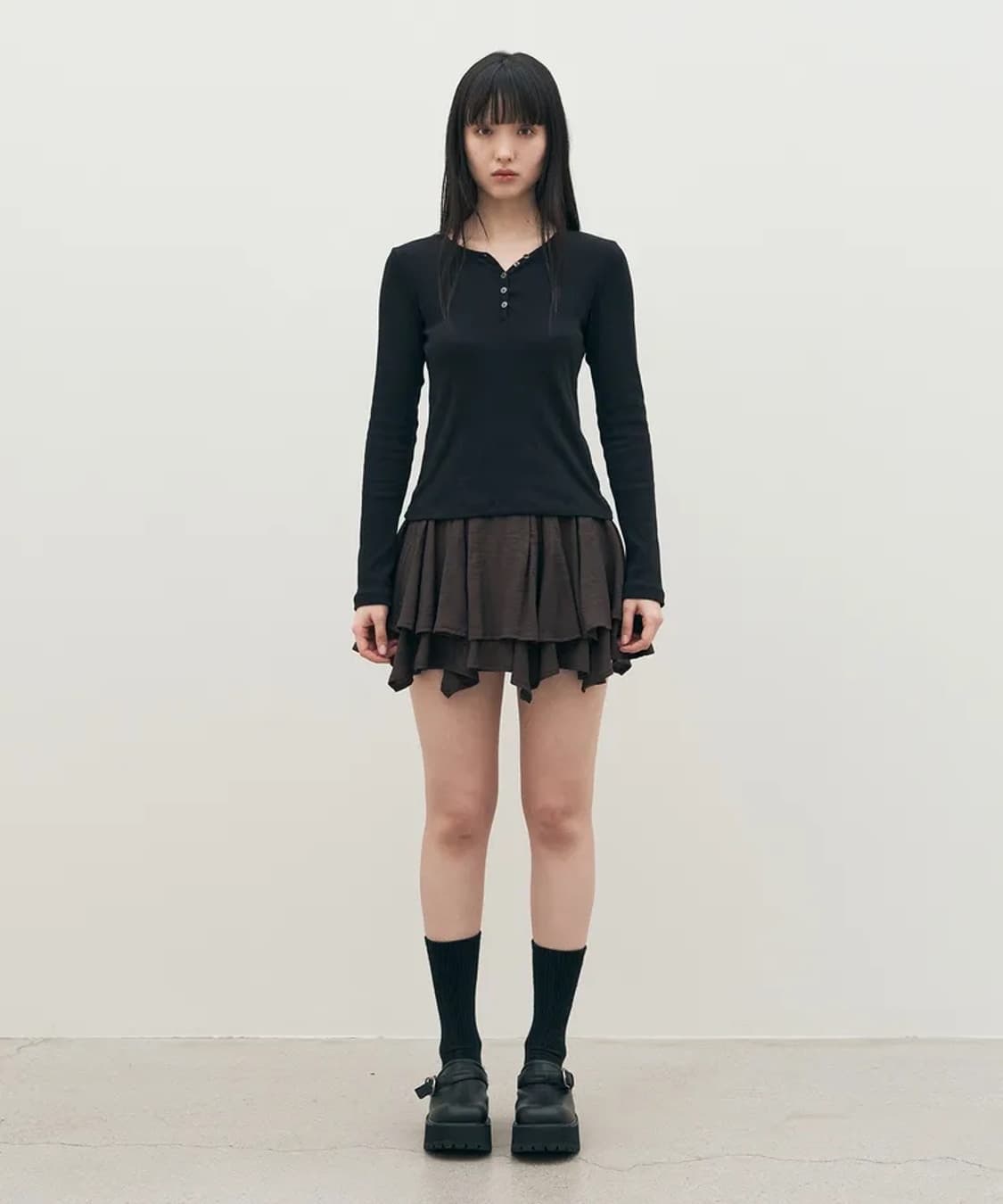 시스에이 버튼 헨리넥 티셔츠 블랙 상품이미지2