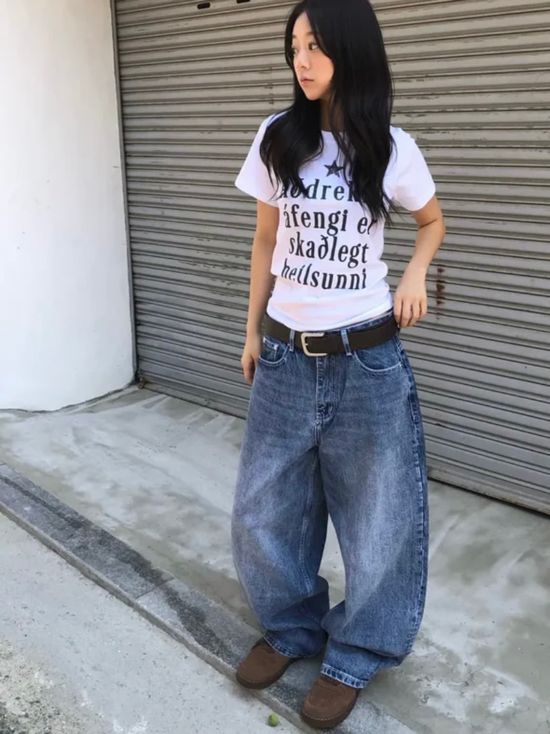 커브드핏 블루 데님팬츠 상품이미지1