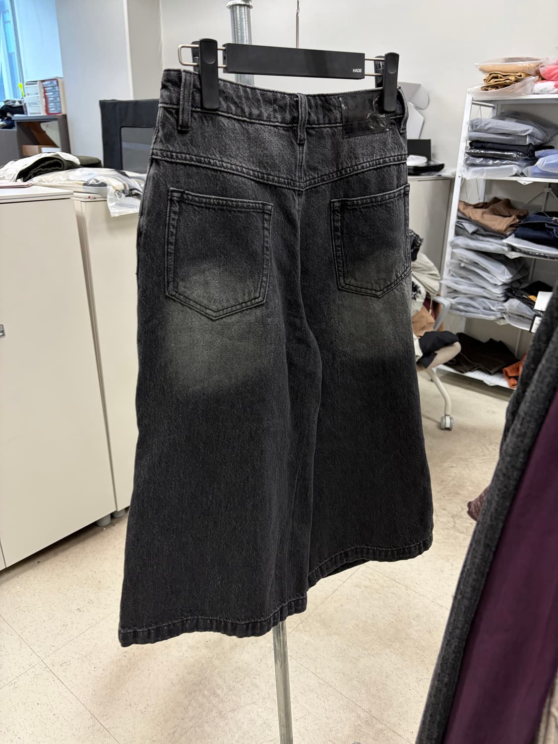 흑청 데미지 버뮤다팬츠 상품이미지2