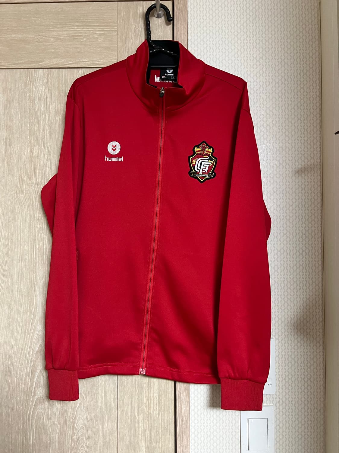 험멜 경남fc 레드 져지 트랙탑 트레이닝탑 상품이미지1