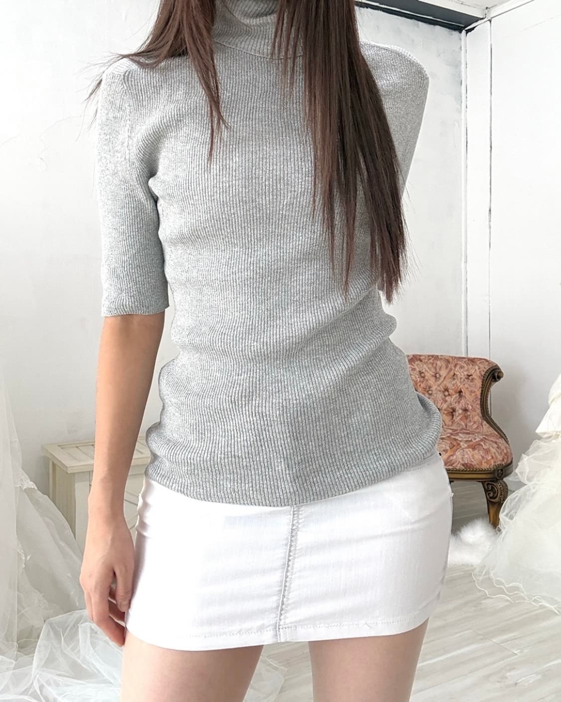 Light gray turtle neck half top 상품이미지4