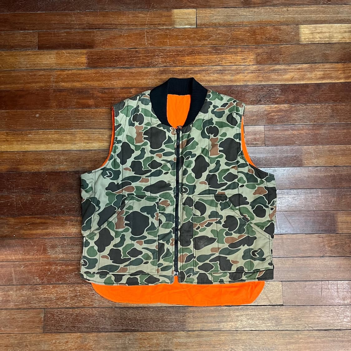 카모 패딩 베스트 상품이미지1