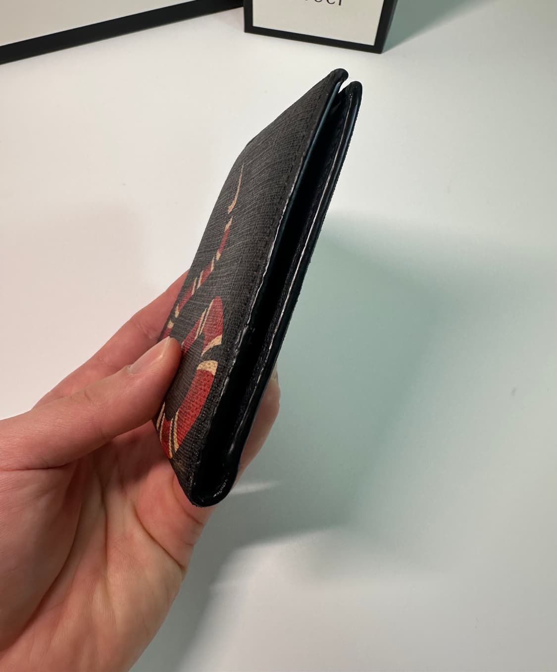 구찌 스네이크 GG 수프림 반지갑 블랙 상품이미지7