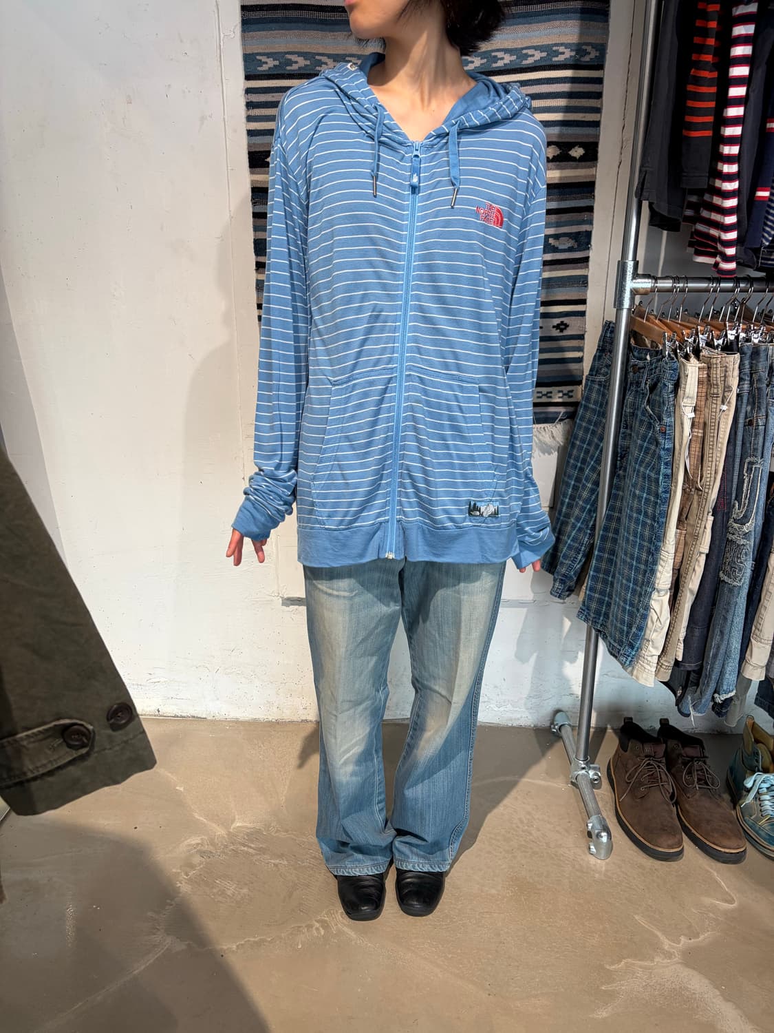 The North Face 스트라이프 후드 집업 L 상품이미지3