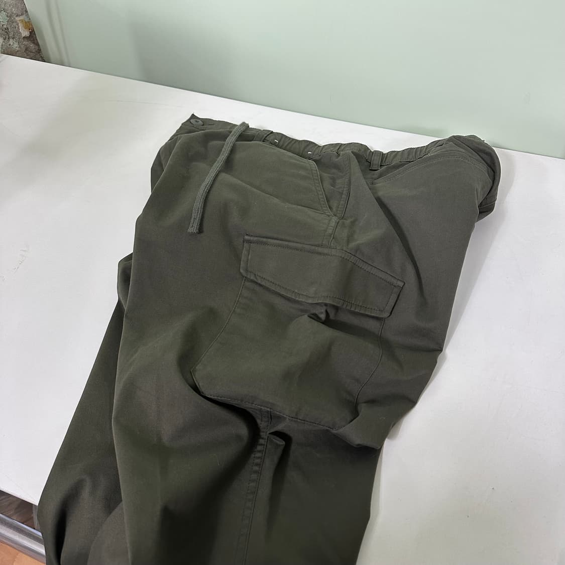 L-XL 유니클로 딥카키 루즈핏 밴딩 코튼 카고 조거팬츠 상품이미지1