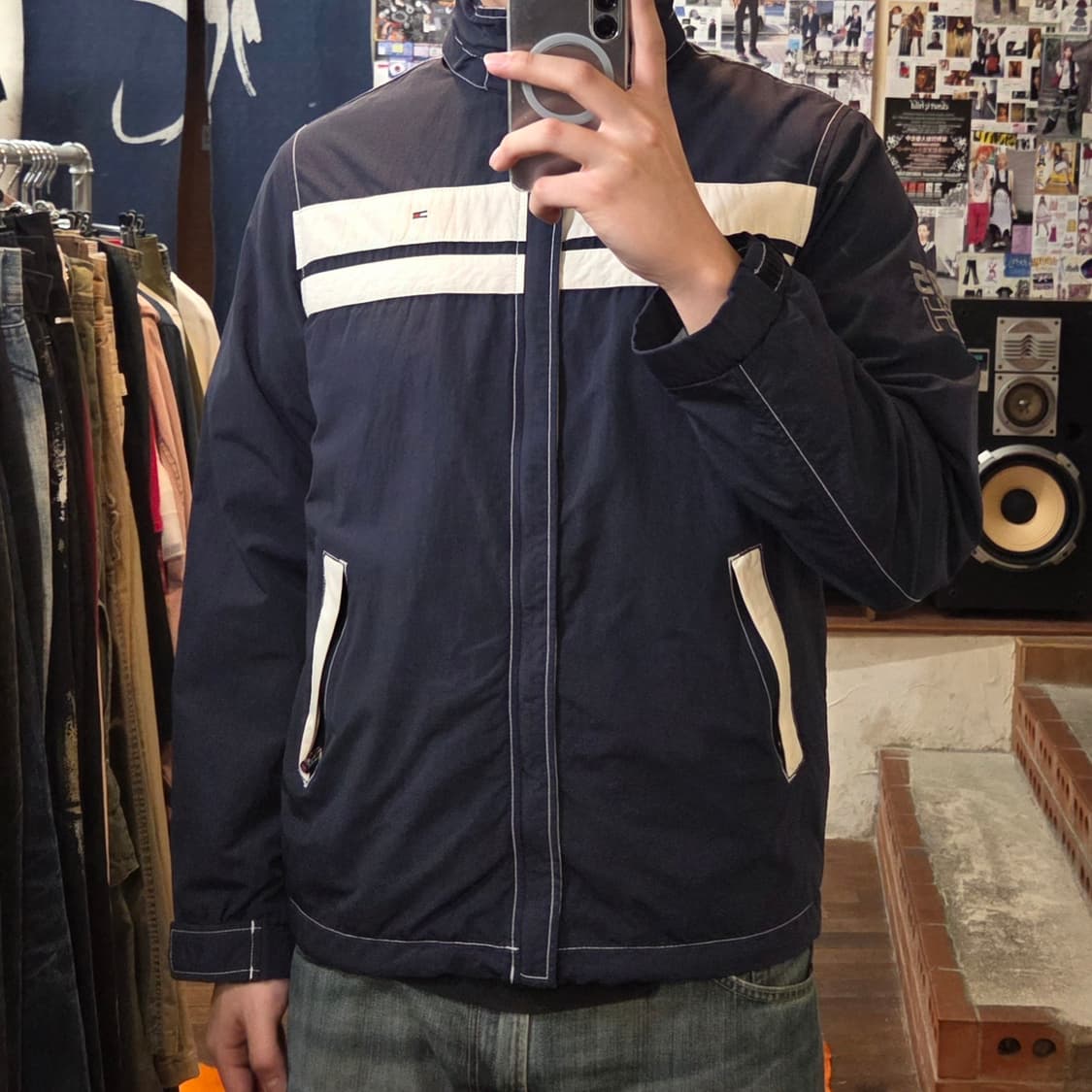 타미힐피거 네이비 배색 바람막이 점퍼 상품이미지2