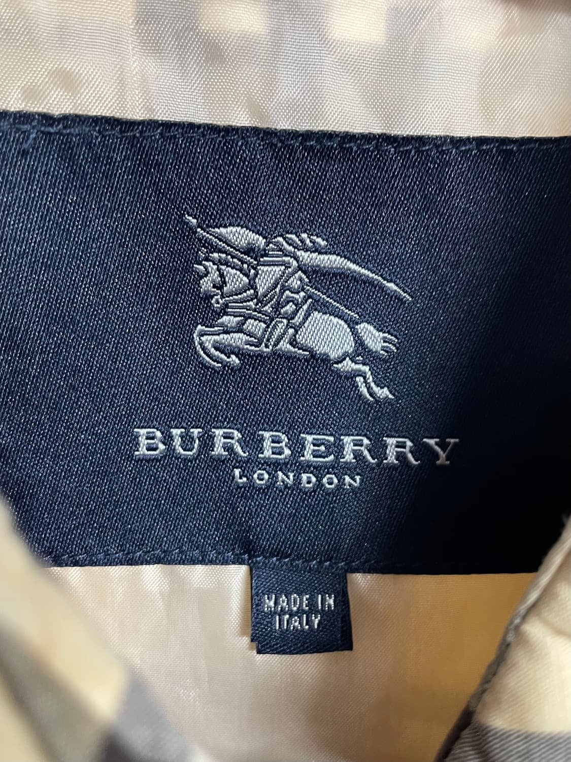 버버리 우먼스 노바체크 롱 트렌치코트  (on.293)  상품이미지8