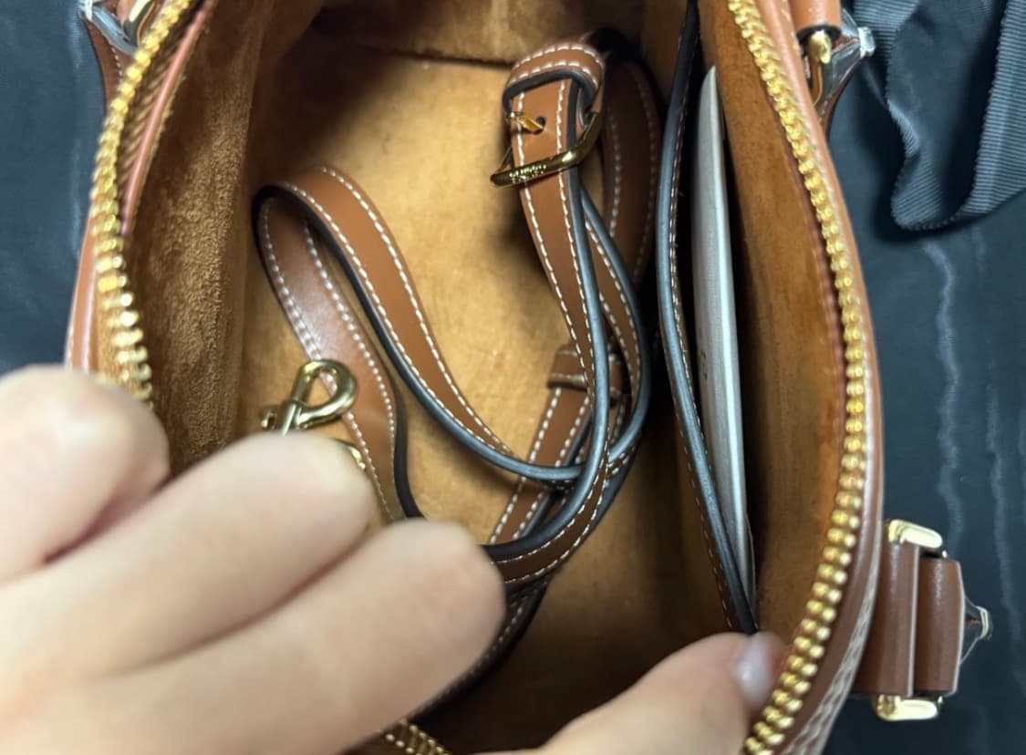 셀린느 스몰 퀴르 트리옹프 보스턴백 상품이미지5