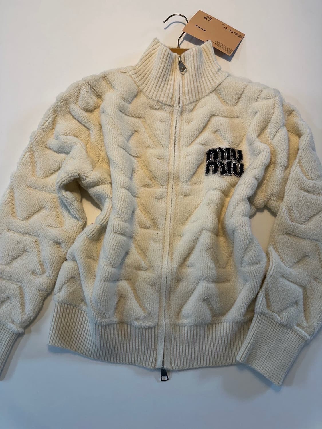 (새상품)미우미우집업 상품이미지6