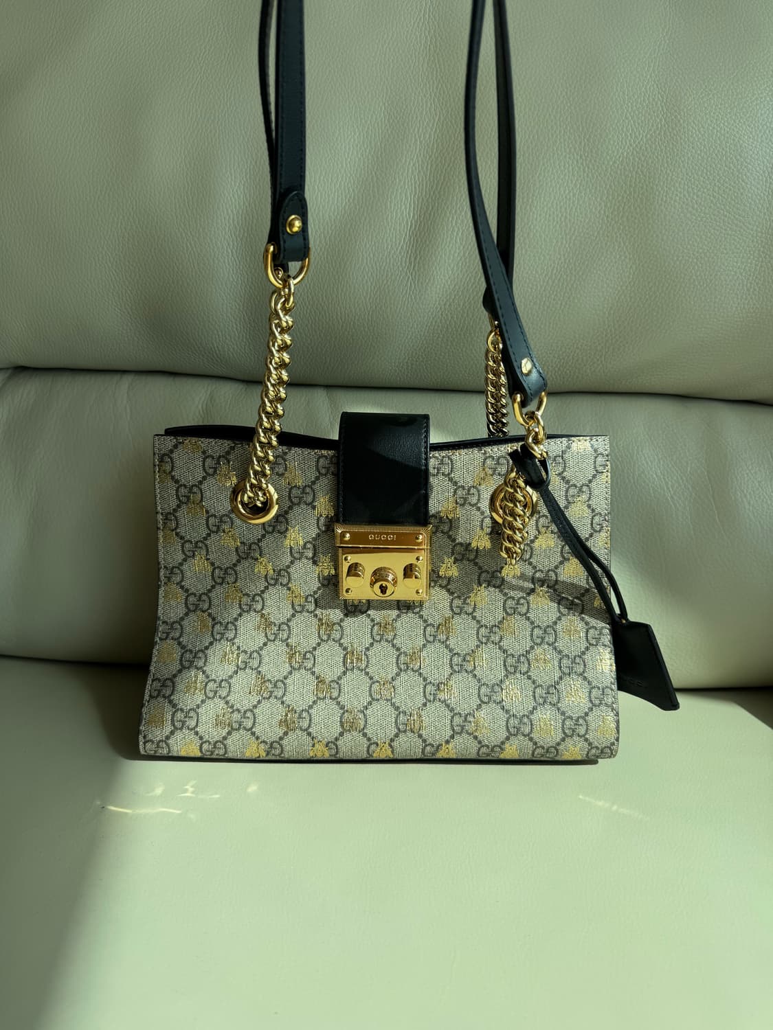구찌 패드락 GG 수프림 숄더백 상품이미지2