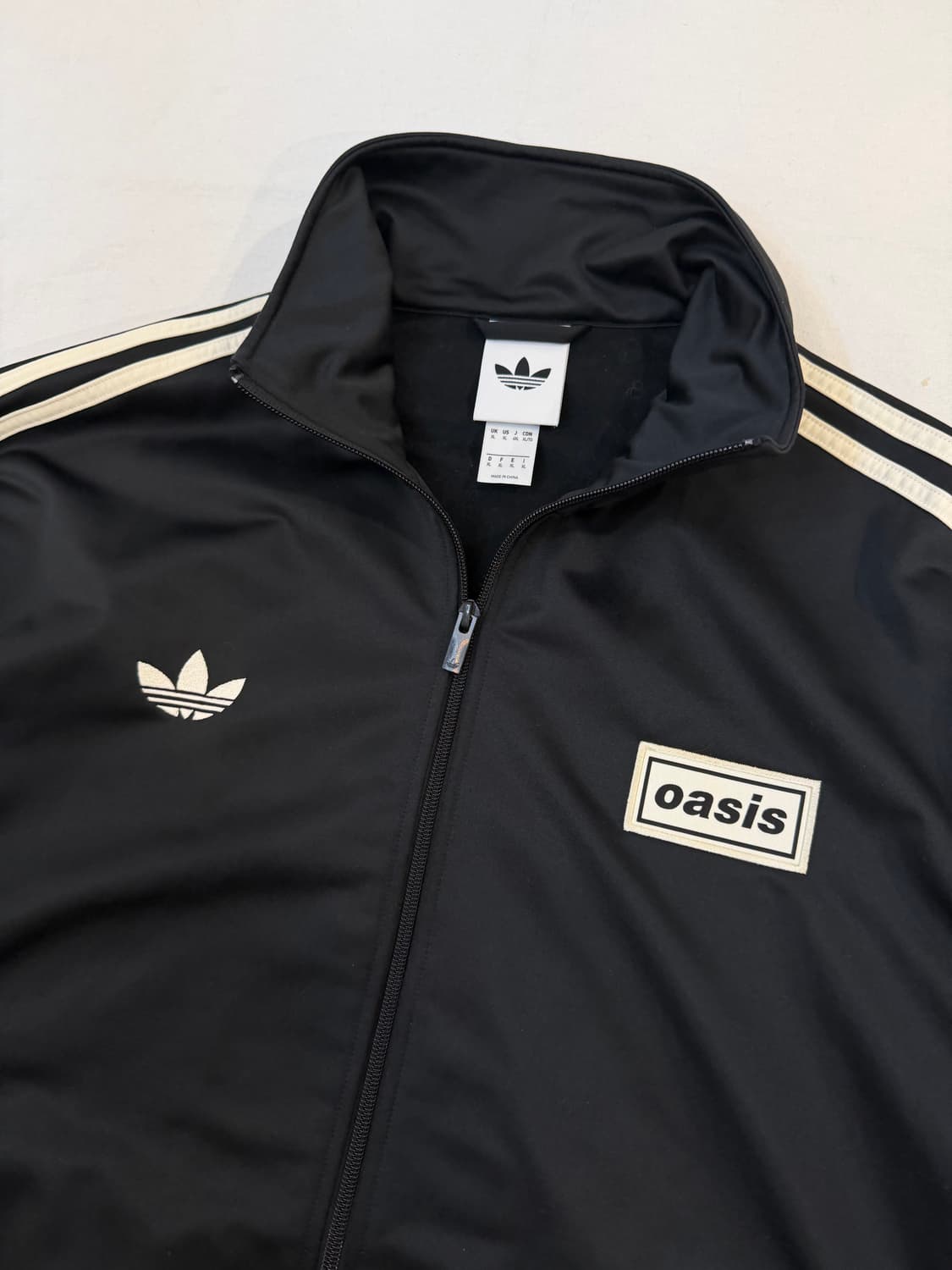 오아시스 X 아디다스 월드투어 져지 US 사이즈 XL 상품이미지2