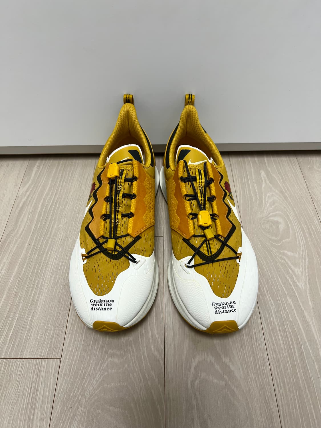 나이키 x 언더커버 갸쿠소우 에어 줌 페가수스 36 트레일 옐로우 상품이미지1