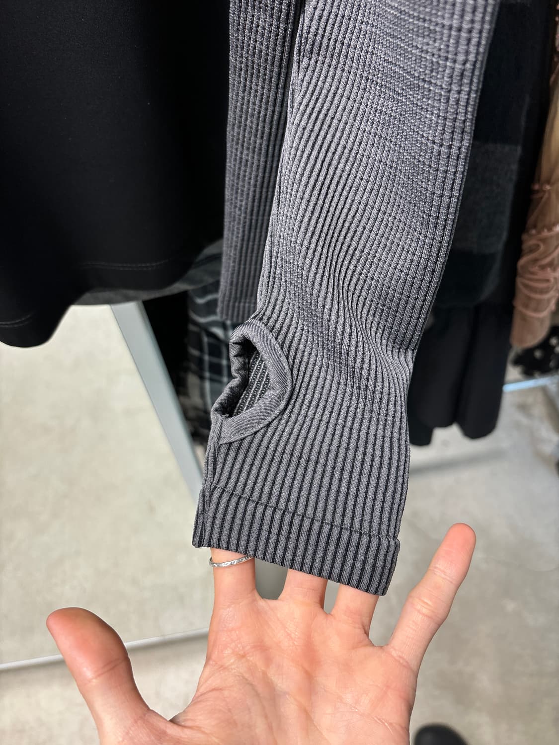 스파이더 하이넥 레이어드 후디 상품이미지5