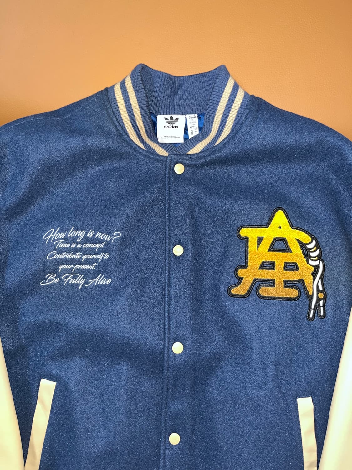 ADIDAS varsity jacket 상품이미지2